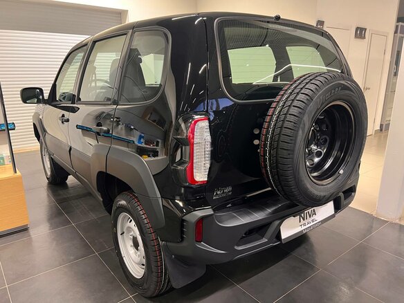 2026 Lada (ВАЗ) Niva Travel I Рестайлинг, чёрный, 1419000 рублей - вид 9