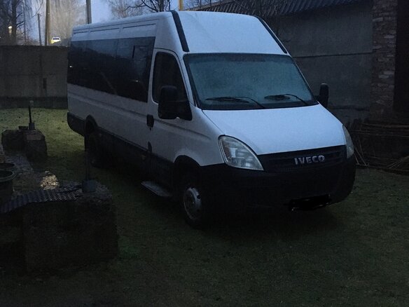 2010 Iveco Daily, белый, 850000 рублей - вид 2