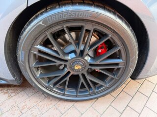 2026 Porsche Panamera GTS III, серый, 26500000 рублей, вид 5