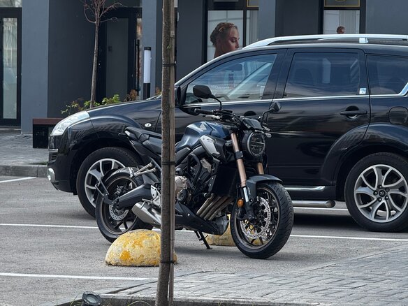 2020 Honda CB 650R, синий, 710000 рублей - вид 1