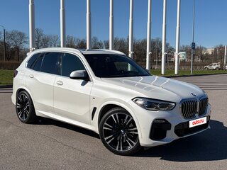 2020 BMW X5 40i IV (G05/G18), белый, 7150000 рублей, вид 2