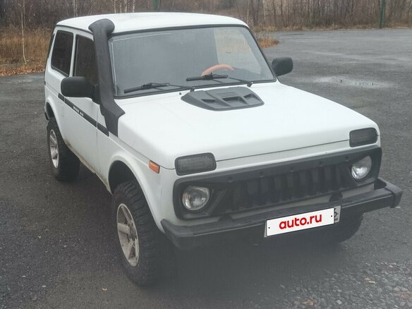 2008 Lada (ВАЗ) 2121 (4x4) I Рестайлинг, белый, 280000 рублей - вид 2