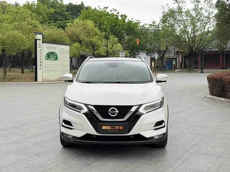 2023 Nissan Qashqai II Рестайлинг, белый, 1520000 рублей, вид 2