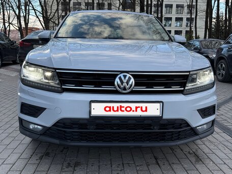 2019 Volkswagen Tiguan II, белый, 1650000 рублей, вид 3