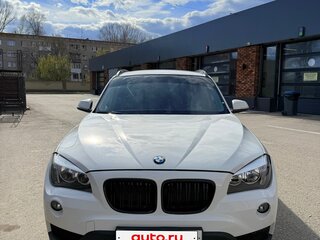 2014 BMW X1 18i I (E84) Рестайлинг, белый, 1350000 рублей, вид 3