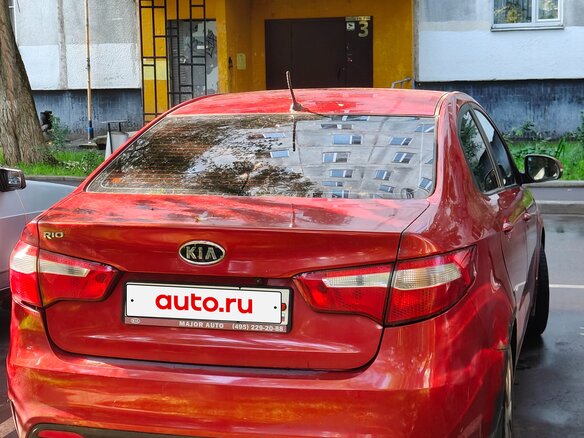 2012 Kia Rio 5-speed III, красный, 520000 рублей - вид 3