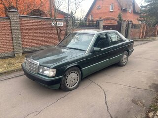 1993 Mercedes-Benz 190 (W201), зелёный, 330000 рублей, вид 1