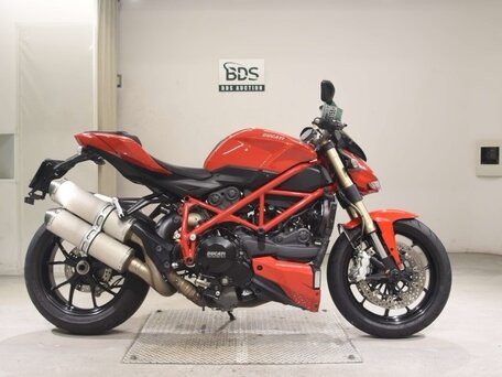 2012 Ducati 848, красный, 445000 рублей, вид 2
