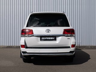 2014 Toyota Land Cruiser 200 Series Рестайлинг 1, белый, 4299000 рублей, вид 4