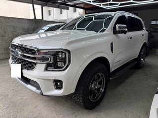 2025 Ford Everest III, белый, 5801829 рублей, вид 3