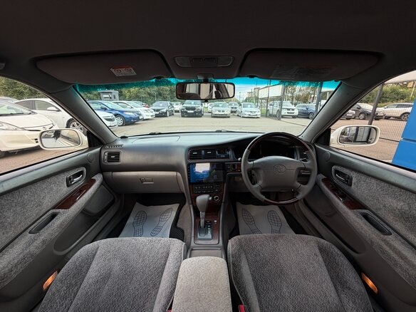 2000 Toyota Mark II VIII (X100), белый - вид 8