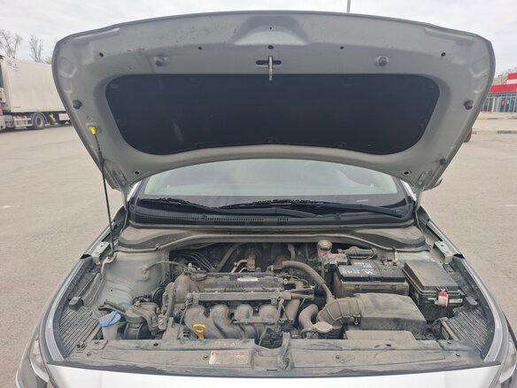 2020 Hyundai Solaris II, серебристый, 1550000 рублей - вид 22