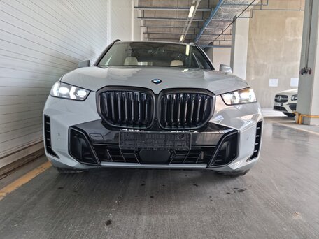 2026 BMW X5 30d IV (G05/G18) Рестайлинг, серый, 14600000 рублей, вид 3