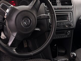 2014 Volkswagen Polo V, серебристый, 620000 рублей, вид 4