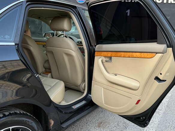 2007 Audi A4 III (B7), чёрный - вид 15