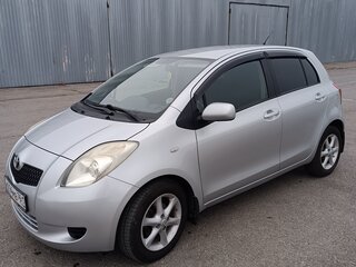 2007 Toyota Yaris Multimode II, серебристый, 600000 рублей, вид 2