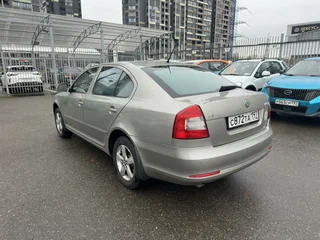 2012 Skoda Octavia II (A5) Рестайлинг, серый, 899000 рублей, вид 5