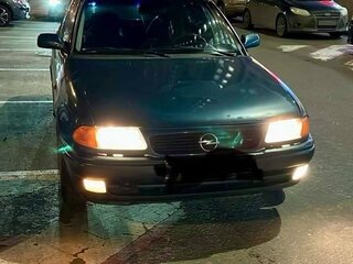 1997 Opel Astra 16LZ2 F, зелёный, 190000 рублей, вид 2