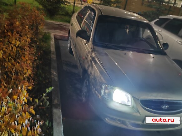 2004 Hyundai Accent ТагАЗ II, бежевый, 220000 рублей - вид 1