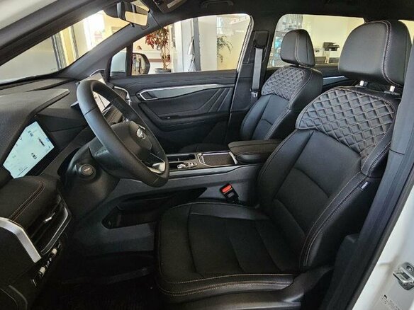 2026 Geely Okavango I Рестайлинг, белый, 4049216 рублей - вид 7