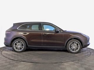 2021 Porsche Cayenne III, коричневый, 7100000 рублей, вид 4