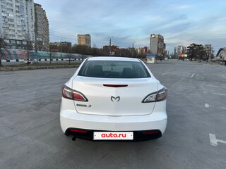 2010 Mazda 3 II (BL), белый, 650000 рублей, вид 4