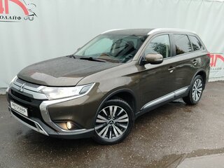 2019 Mitsubishi Outlander III Рестайлинг 3, коричневый, 1949000 рублей, вид 2