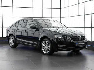 2019 Skoda Octavia III (A7) Рестайлинг, чёрный, 1905000 рублей, вид 3