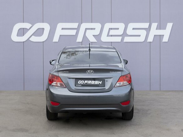 2013 Hyundai Solaris I, серый, 859000 рублей - вид 3
