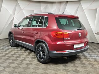 2011 Volkswagen Tiguan I Рестайлинг, красный, 1750000 рублей, вид 4