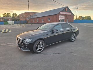2018 Mercedes-Benz E-Класс 200 V (W213, S213, C238), чёрный, 1990000 рублей, вид 4