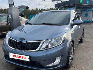 2013 Kia Rio 5-speed III, голубой, 980000 рублей, вид 2