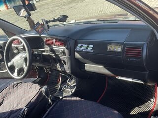 1993 Volkswagen Vento, пурпурный, 110000 рублей, вид 4
