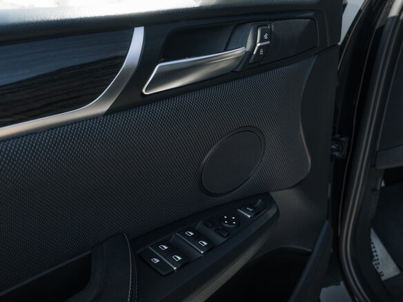 2015 BMW X4 20d I (F26), чёрный - вид 32