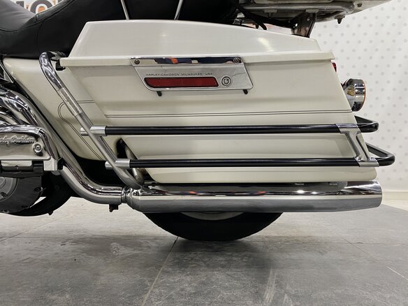 2005 Harley-Davidson Electra Glide, белый, 619000 рублей - вид 8