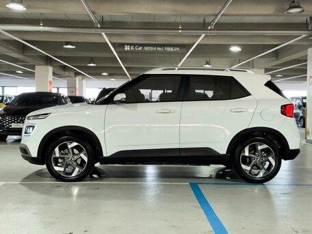 2023 Hyundai Venue I, белый, 2040000 рублей, вид 2