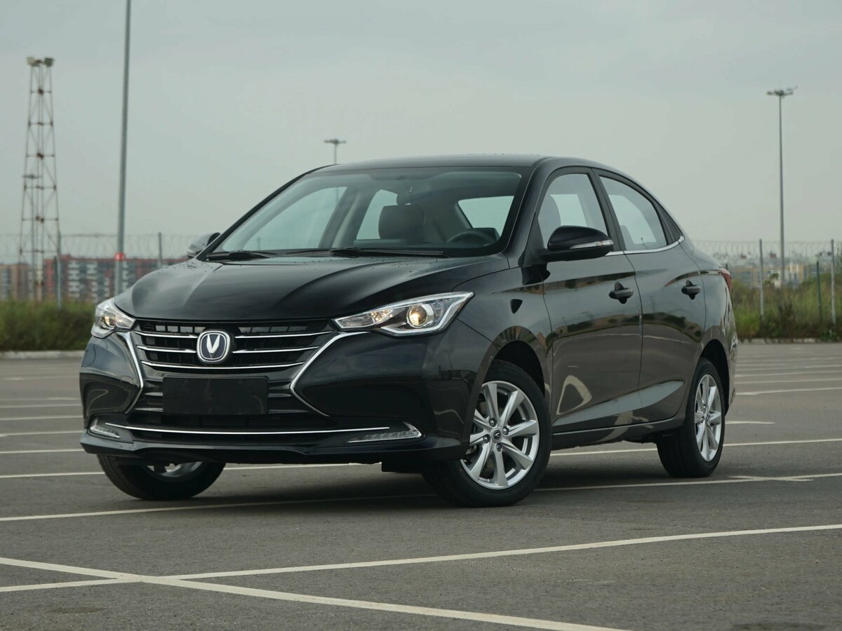 Открыть фотографии: Changan Alsvin