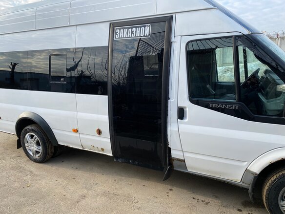 2011 Ford Transit, белый - вид 2