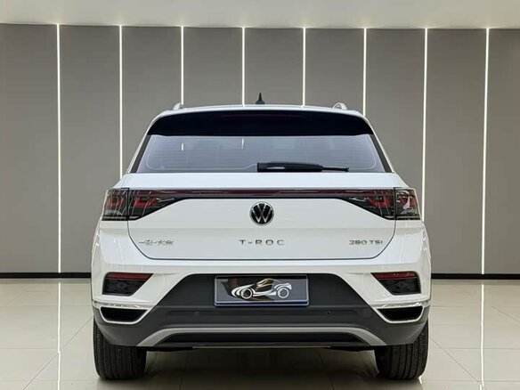 2023 Volkswagen T-Roc I (China Market), белый, 2220000 рублей - вид 4