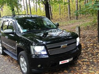 2011 Chevrolet Tahoe 6AT III, чёрный, 2100000 рублей, вид 3