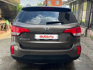 2017 Kia Sorento II Рестайлинг, коричневый, 2050000 рублей, вид 4