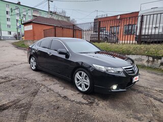 2012 Honda Accord VIII Рестайлинг, чёрный, 1700000 рублей, вид 1