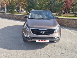 2014 Kia Sportage III Рестайлинг, коричневый, 1530000 рублей, вид 1
