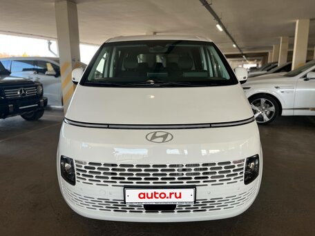 2025 Hyundai Staria I, белый, 6142000 рублей, вид 2