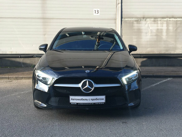2019 Mercedes-Benz A-Класс 200 IV (W177), чёрный, 1839000 рублей - вид 1