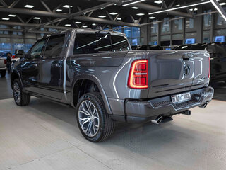 2026 Ram 1500 Crew Cab V Рестайлинг, серый, 11039895 рублей, вид 2