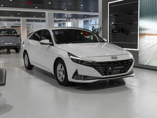 2021 Hyundai Avante VII, белый, 2250000 рублей, вид 2