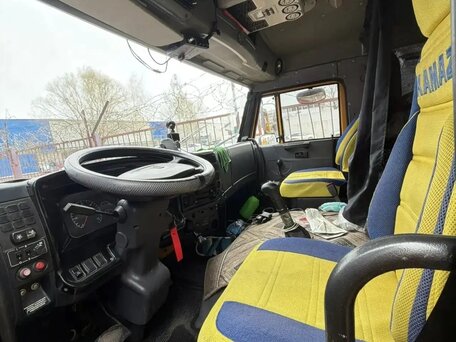 2018 КамАЗ 4308, жёлтый, 2200000 рублей, вид 1