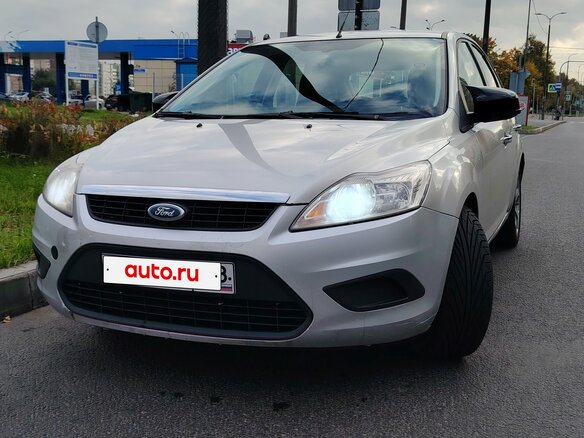 2011 Ford Focus II Рестайлинг, серый, 475000 рублей - вид 2