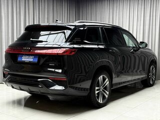 2023 Audi Q6 45 TFSI, чёрный, 7049000 рублей, вид 4